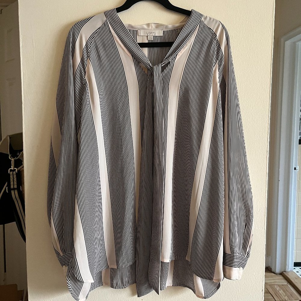 LOFT Black and White Striped Tie-Neck Blouse Size XL